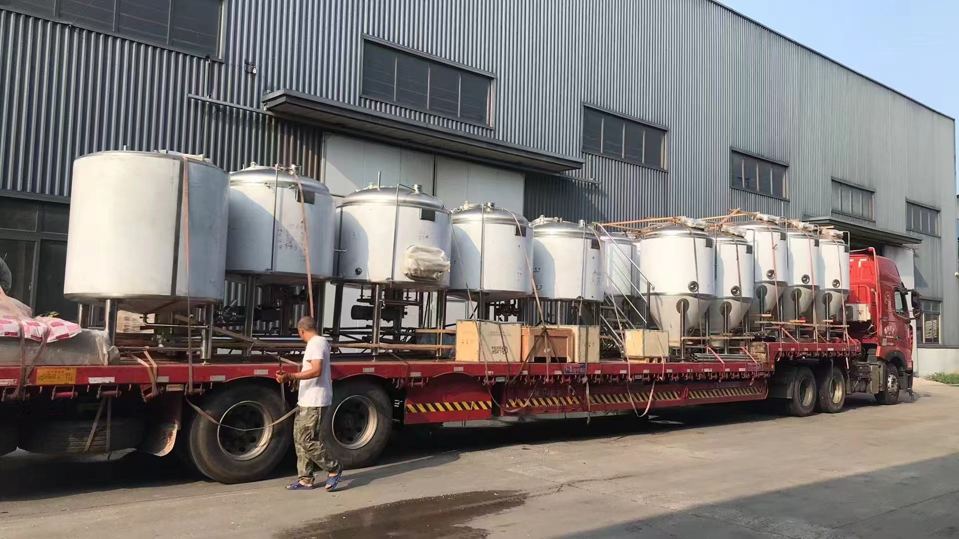 宿州精酿啤酒设备厂—精酿啤酒设备制造：传承工艺与创新科技的交融